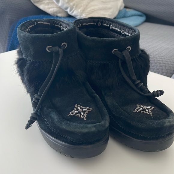 Manitobah Keewatin boots - Picture 2 of 3